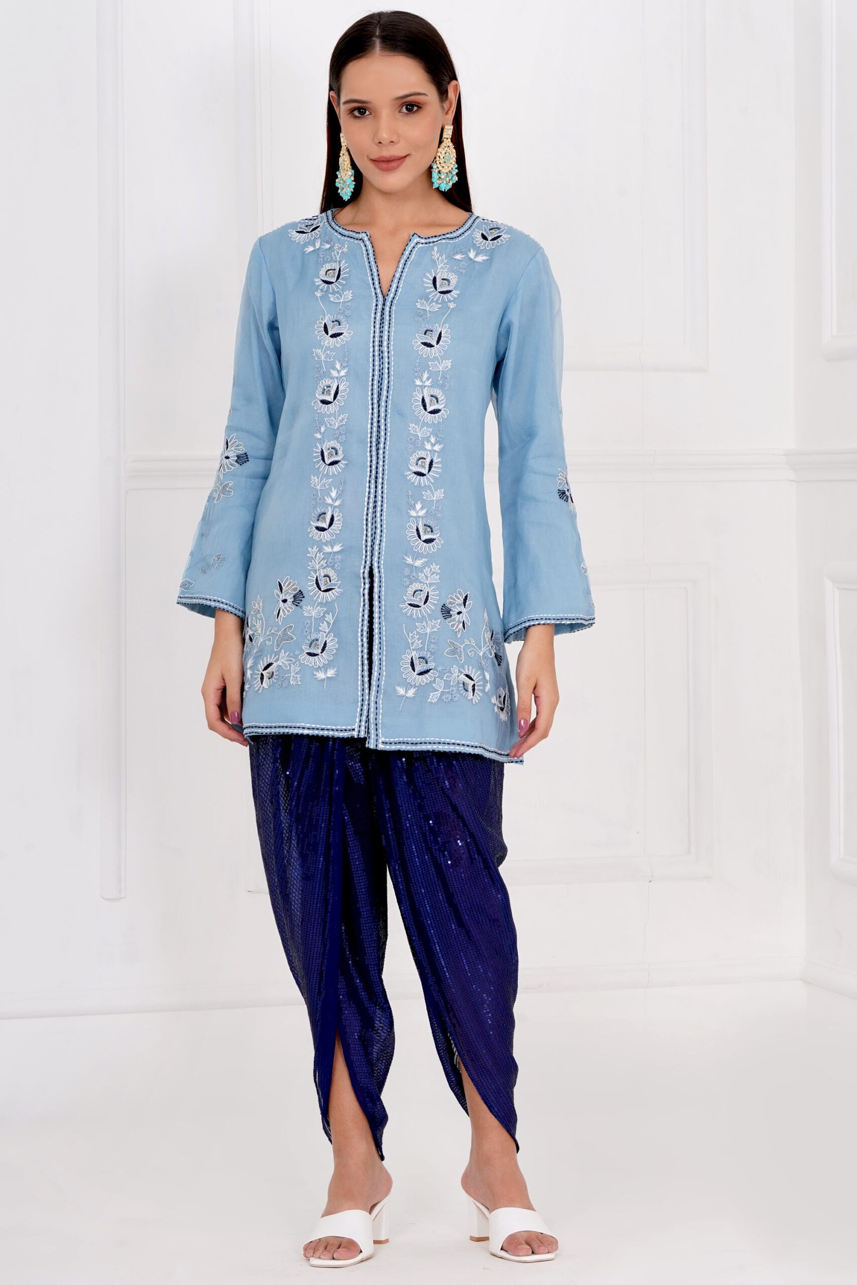 sky-blue-short-scaled