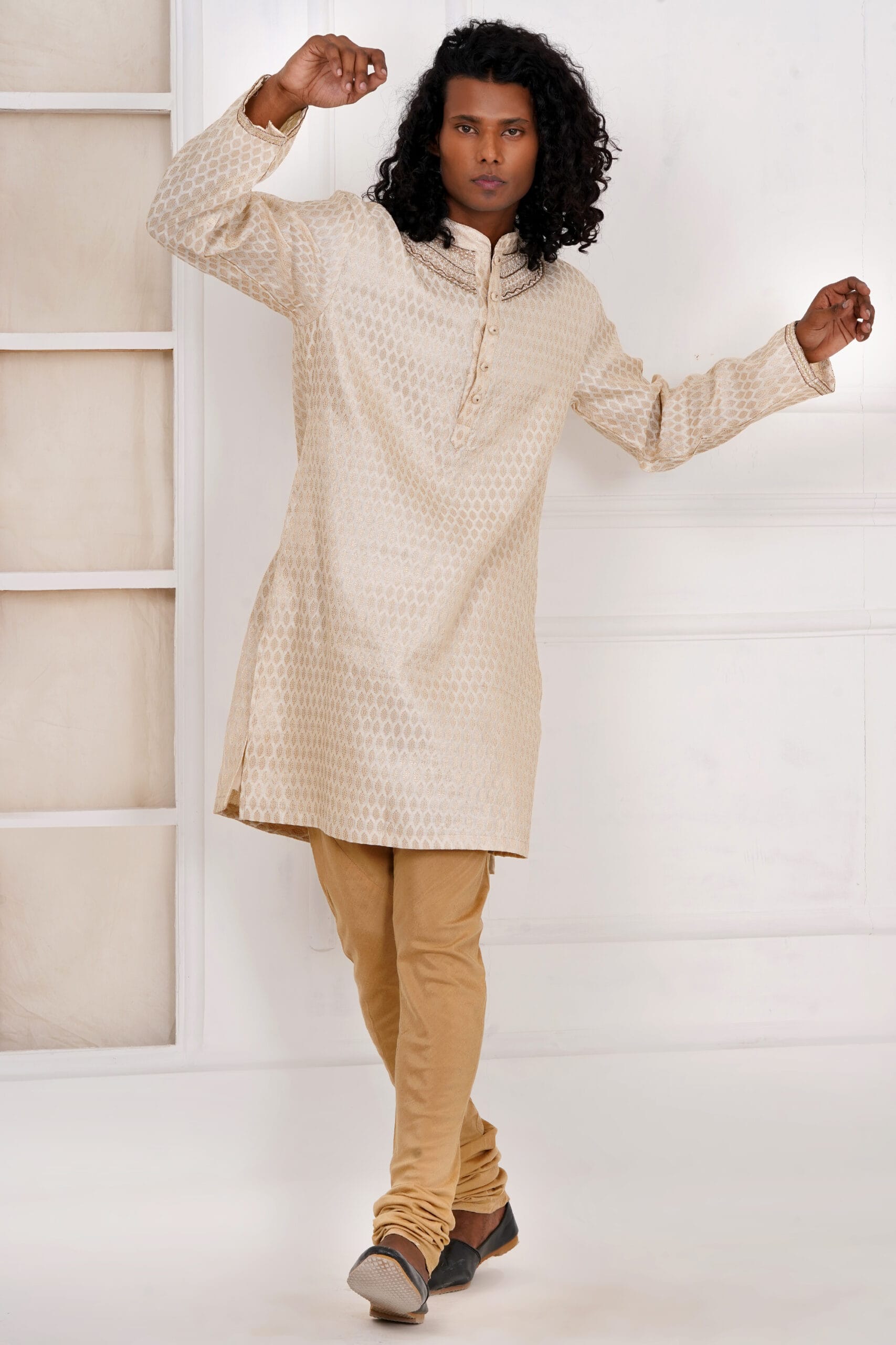 Beige hand embroidery kurta set by house of vyana